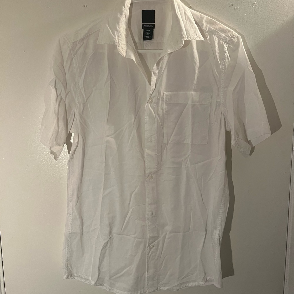 EUC | White H&M Button-Down Shirt
